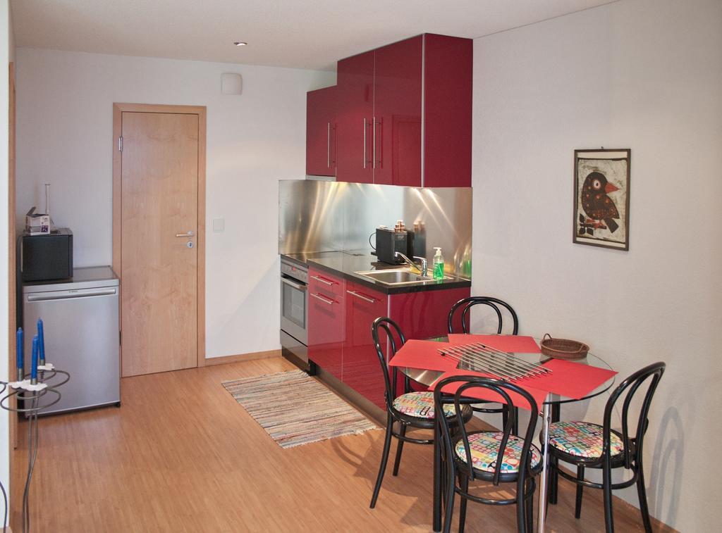 Apartmán Chez Pio Murten Pokoj fotografie